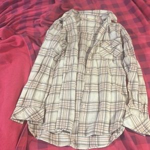 Volcom beachy flannel size small
